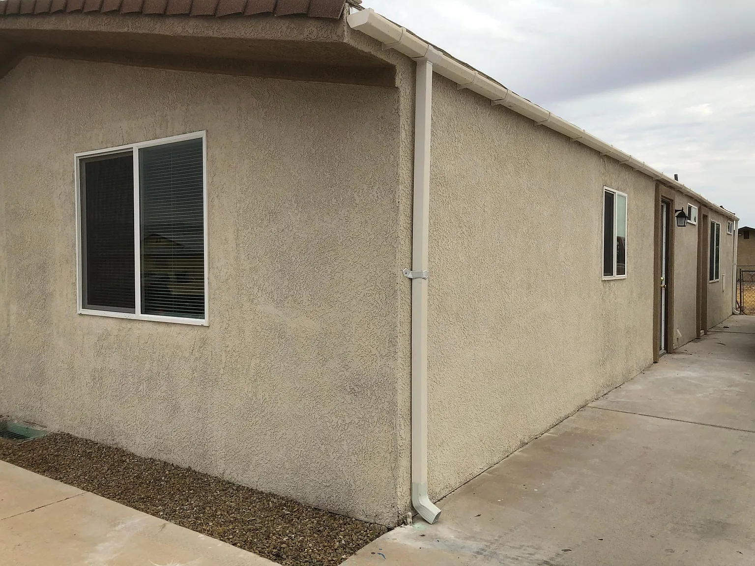 3 bed, 1059 sqft, $1,150 — Photo 3