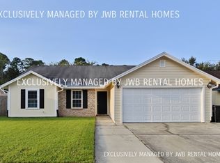 426 Moby Dick Dr S, Jacksonville, FL 32218