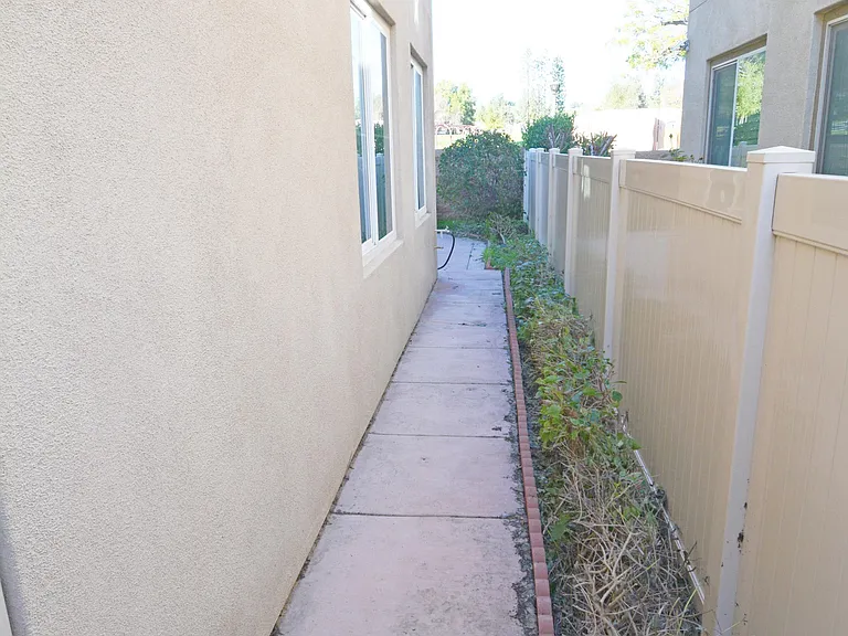 42 Gable Ct — Photo 26