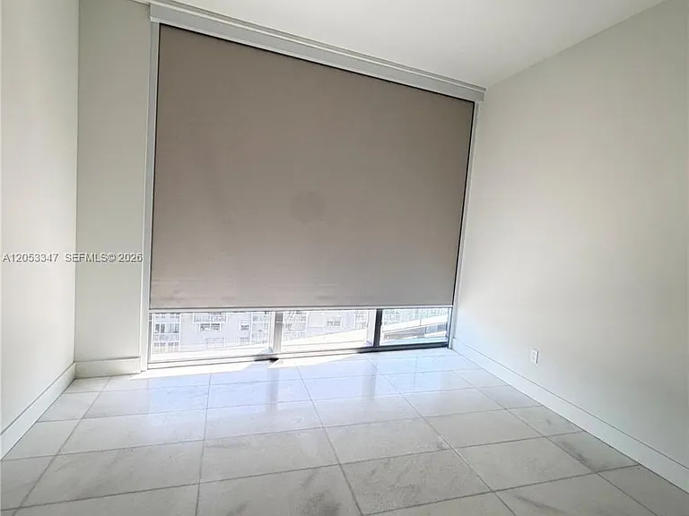 175 SE 25th Rd #902 — Photo 33