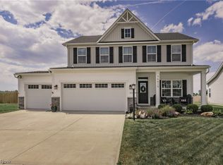 36615 Gladstone Mill Dr, North Ridgeville, OH 44039