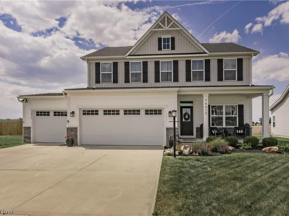 36615 Gladstone Mill Dr, North Ridgeville, OH 44039
