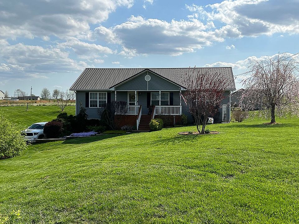 1st image of 50 Ester Ct