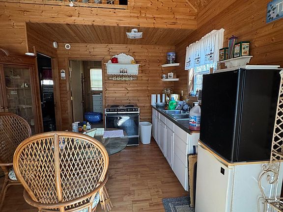 4th image of 283 County Road 2012