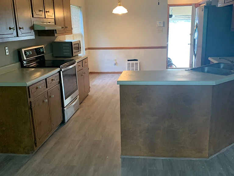 103 Moss Creek Dr — Photo 9