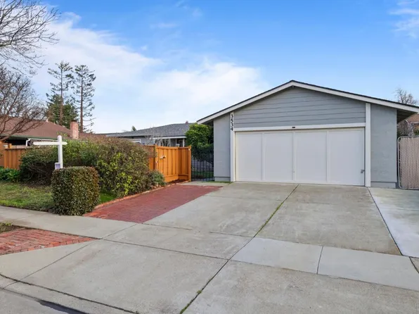 3534 Ferry Ln, Fremont, CA 94555