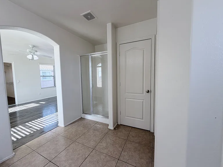7164 S 48th Gln — Photo 22