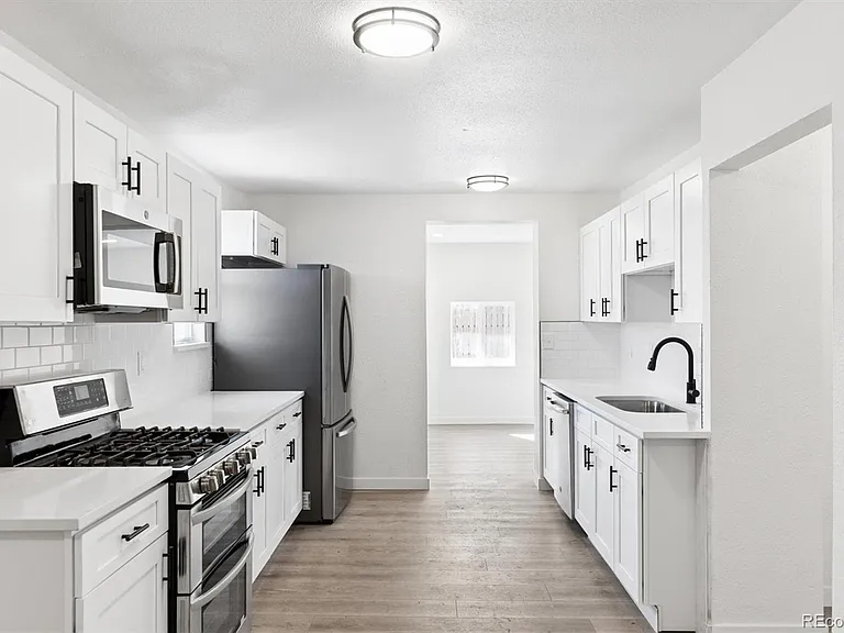 2280 S Decatur St — Photo 8
