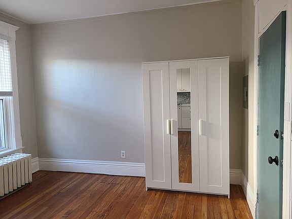 4th image of 1331 Columbine St #2E