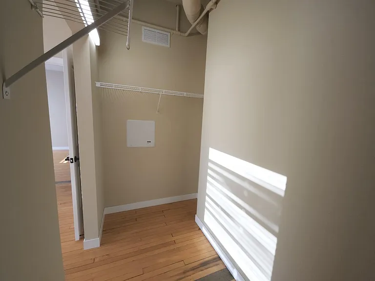 Pioneer Endicott — Photo 166