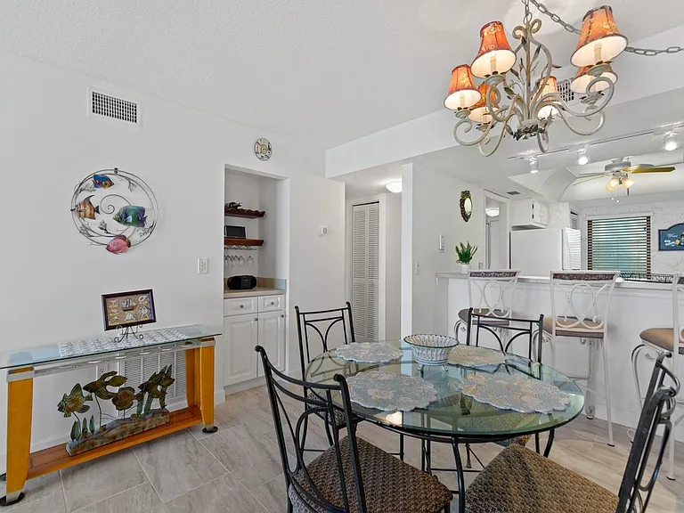 4141 Ocean Dr #402 — Photo 10