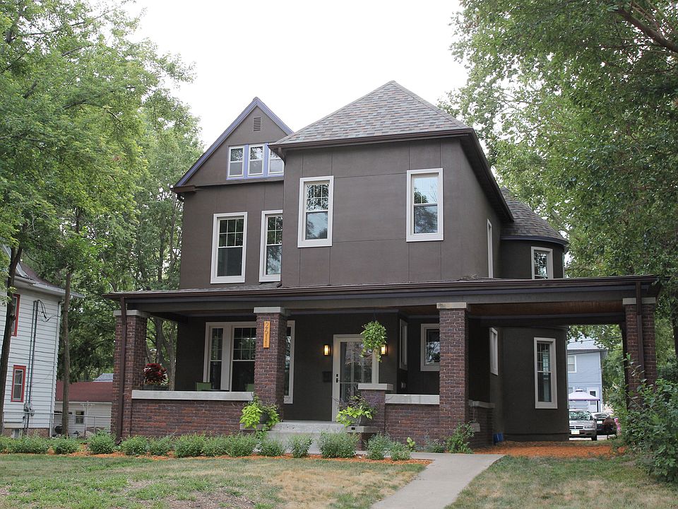 1st image of 2611 Jackson St