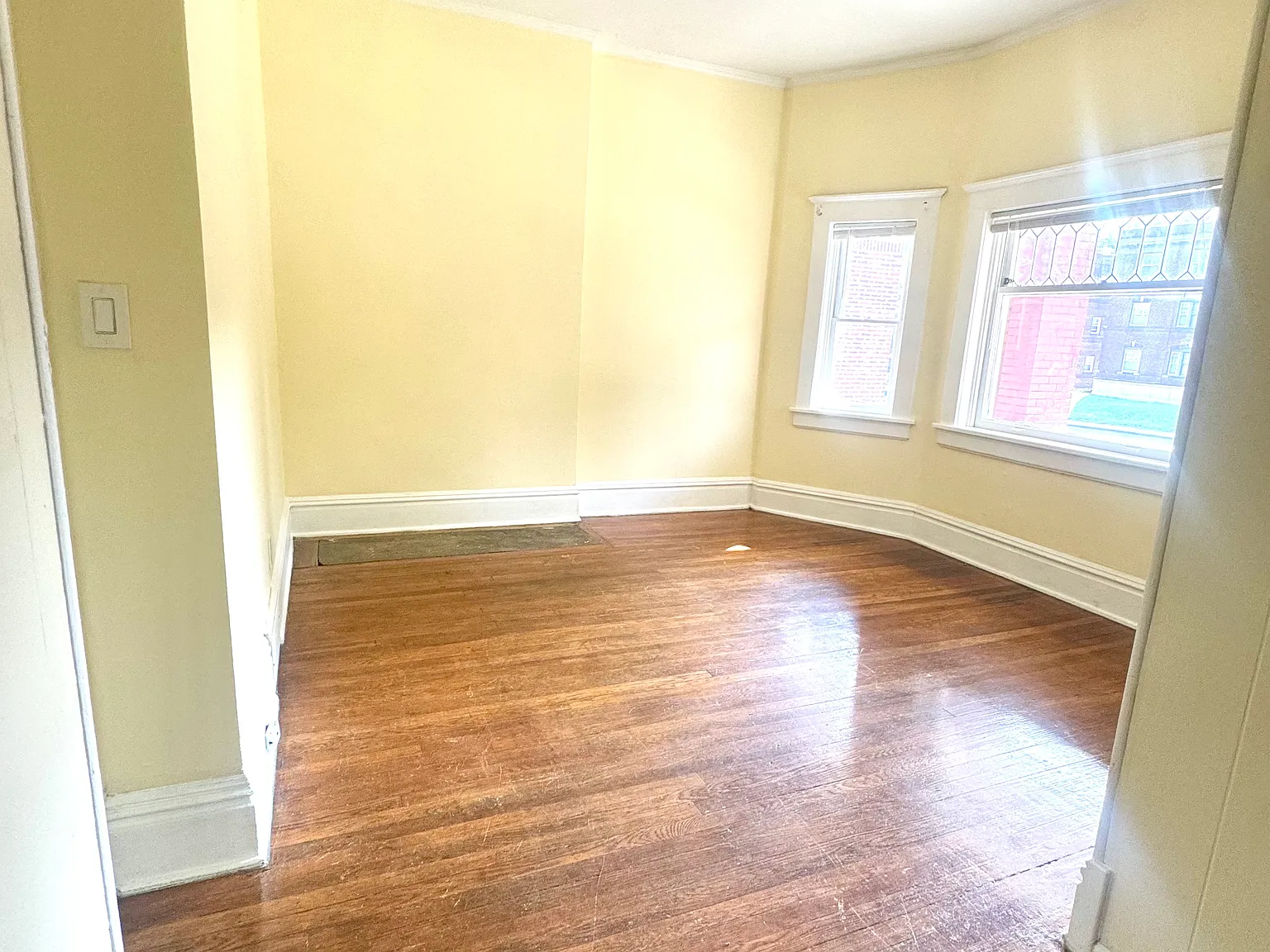 2 bed, $1,100 — Photo 1