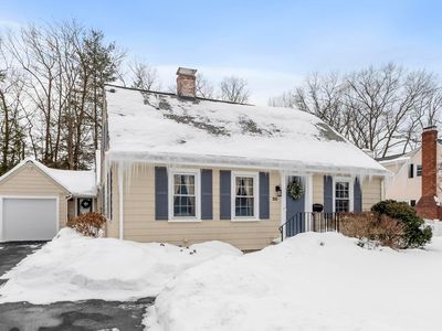 30 Canterbury St, Andover, MA, 01810