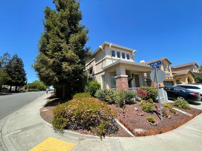 111 Pear Ln, Union City, CA, 94587