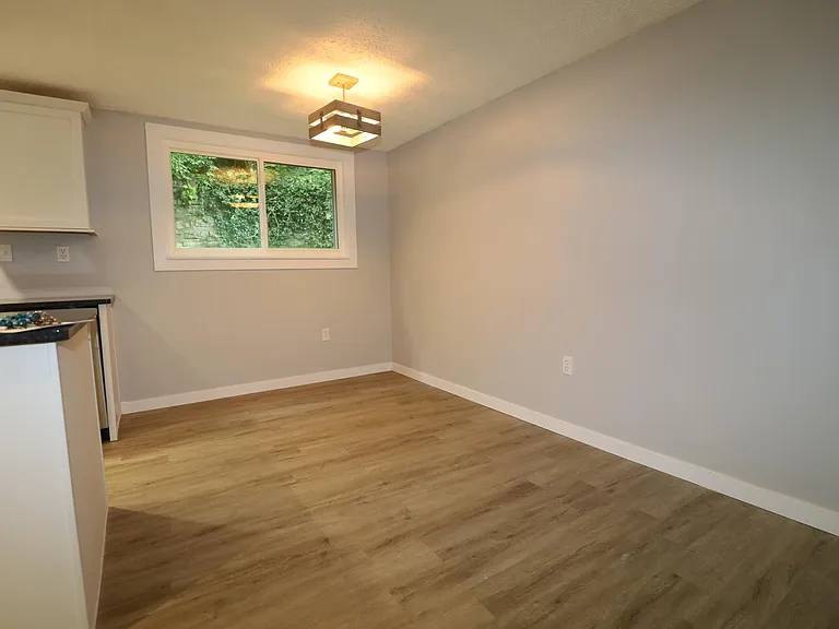 1232 E Henry Clay Ave — Photo 11