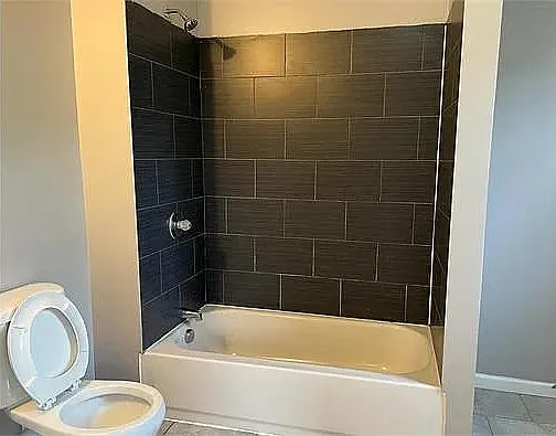 363 S 19th St #6D — Photo 8