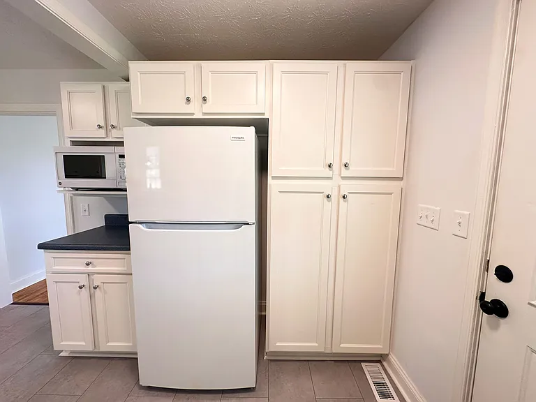 2057 Lee Jackson Hwy — Photo 9