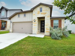 4910 Oxbow Bnd, Saint Hedwig, TX 78152