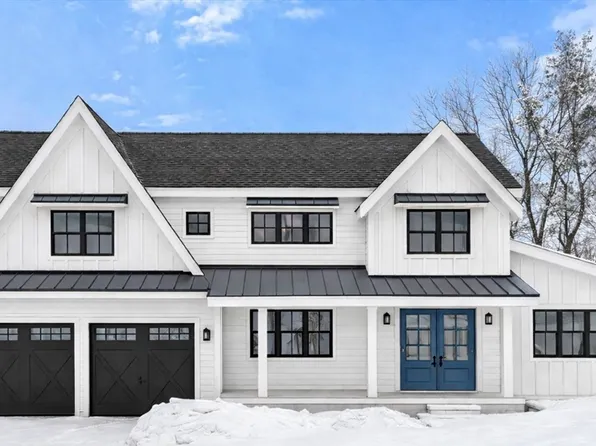 9 Albamont Rd, Winchester, MA 01890