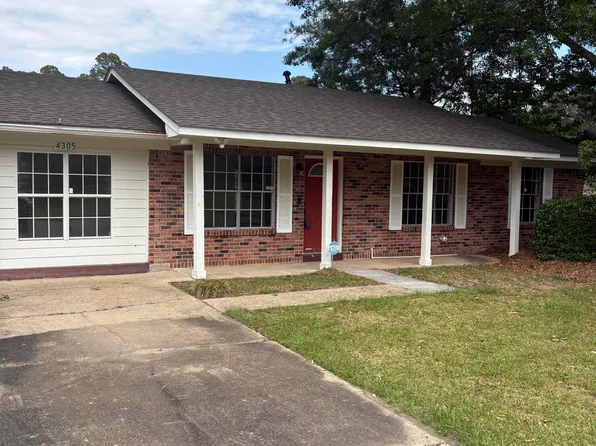 4305 Knowles Ave, Moss Point, MS 39562
