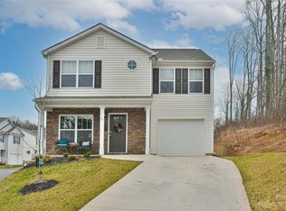 27 Hamrick Dr, Candler, NC 28715