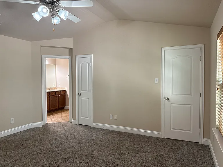 2610 Jackson Dr — Photo 15