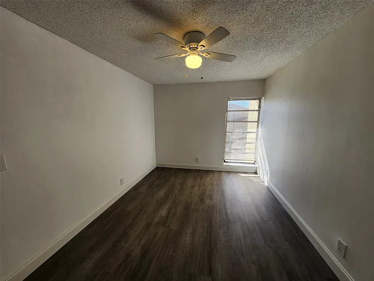 9421 NW 15th St #234 — Photo 19