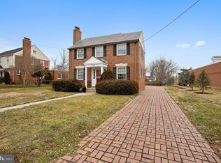 2803 Cameron Mills Rd, Alexandria, VA 22302