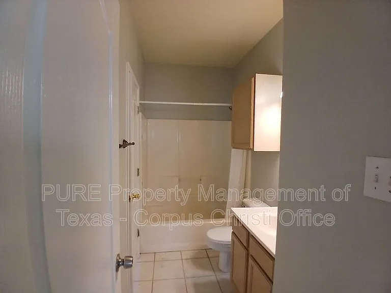 14006 Fortuna Bay Dr #A — Photo 10