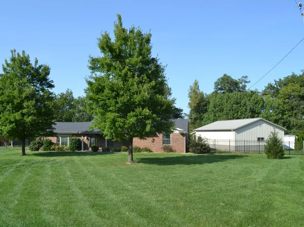 424 Hagedorn Rd, Grayville, IL 62844