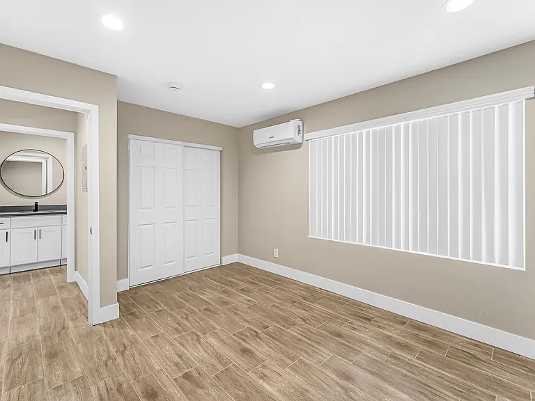 2417 W Stanford St #2 — Photo 5