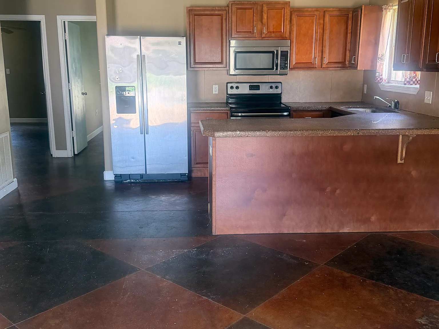 2 bed, 1100 sqft, $1,100 — Photo 3