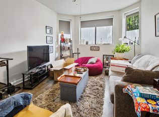 1906 N Whipple St #G, Chicago, IL 60647