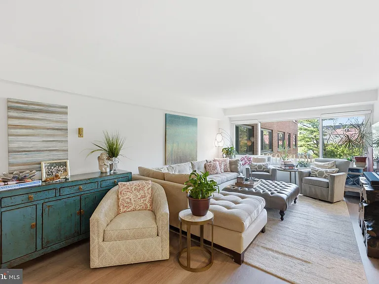 4201 Cathedral Ave NW #903W — Photo 17