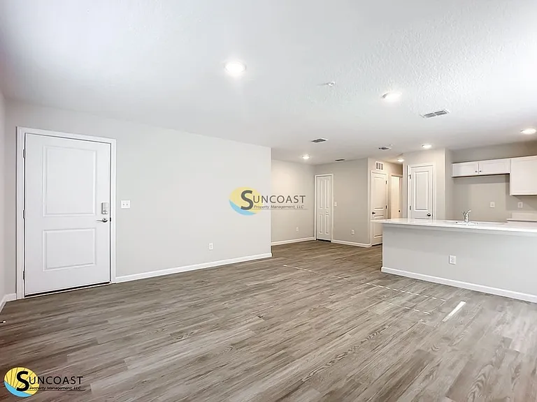 6427 Breezy Oaks Way #6427102 — Photo 3