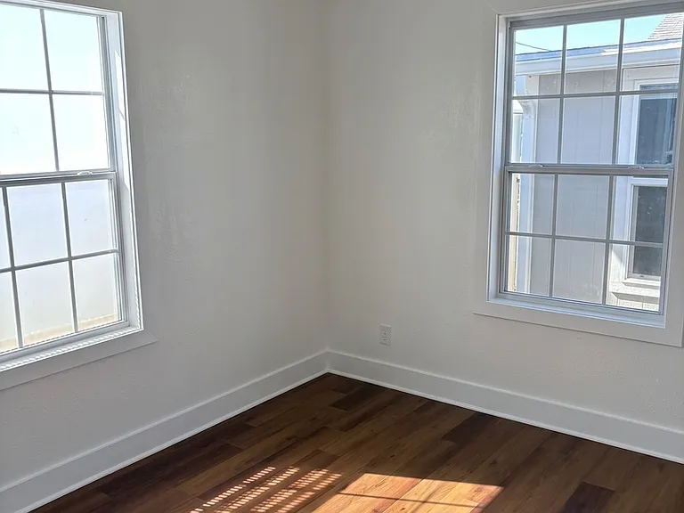 1165 Cannon St — Photo 5