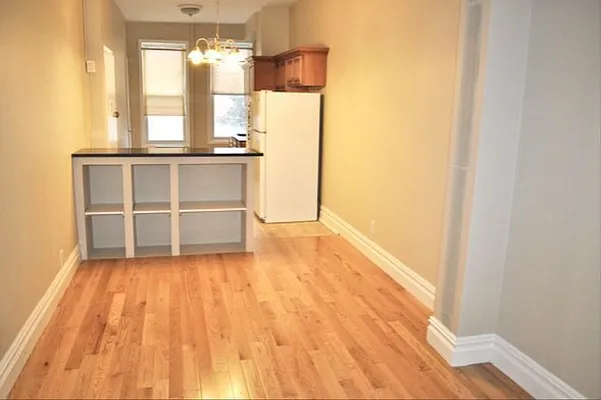 Rented by Amorelli Realty | media 11