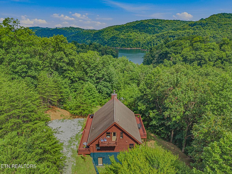1st image of 385 Wildcat Hollow Rd