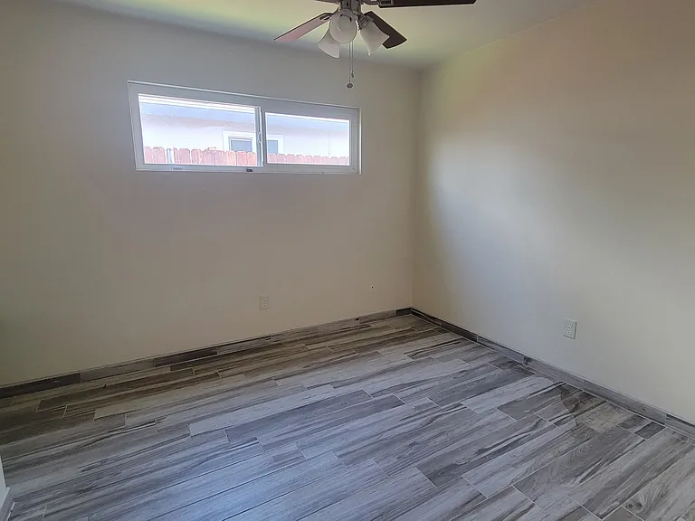 2313 San Lorenzo Ave — Photo 7