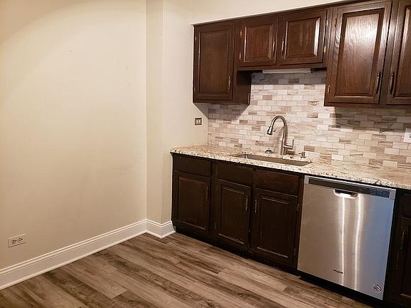 4th image of 18400 Cherry Creek Dr APT 506