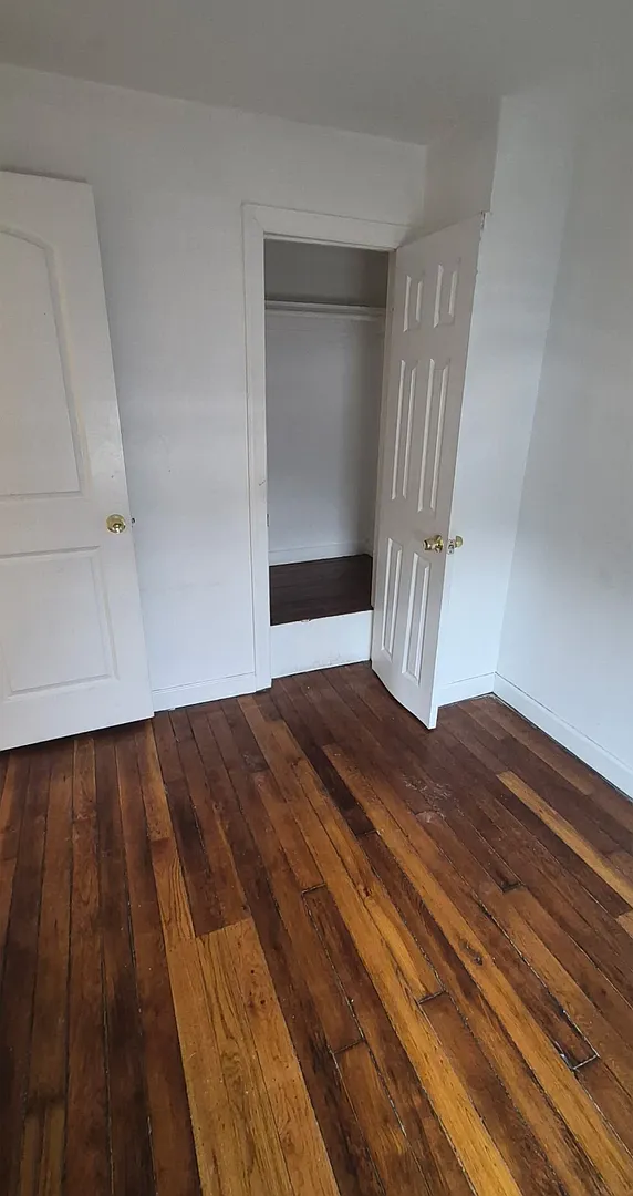 511 Seagull Avenue - $1,550 /Month 3 Bed 1 Bath — Photo 4