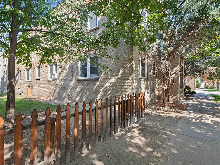 815 E 18th Ave — Photo 15
