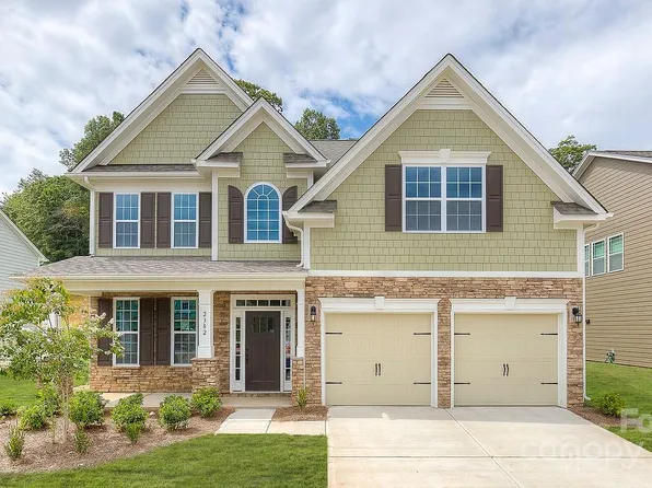 7016 Butternut Oak Ter, Charlotte, NC 28214