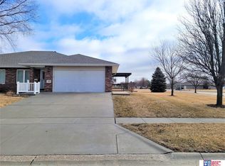 1900 Cynthia Ln, Seward, NE 68434