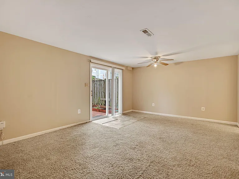 6060 Hollow Knoll Ct — Photo 27