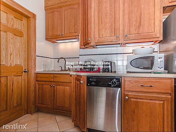 60 Phillips St. #3 Boston - Beacon Hill Unit Photo 6