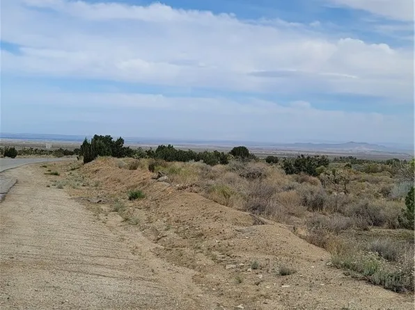 0 E Avenue Y #4, Llano, CA 93544