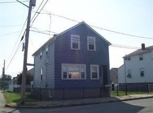 4 Boyden St, Fall River, MA 02721