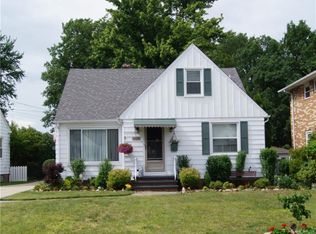 1424 Grantwood Dr, Parma, OH 44134